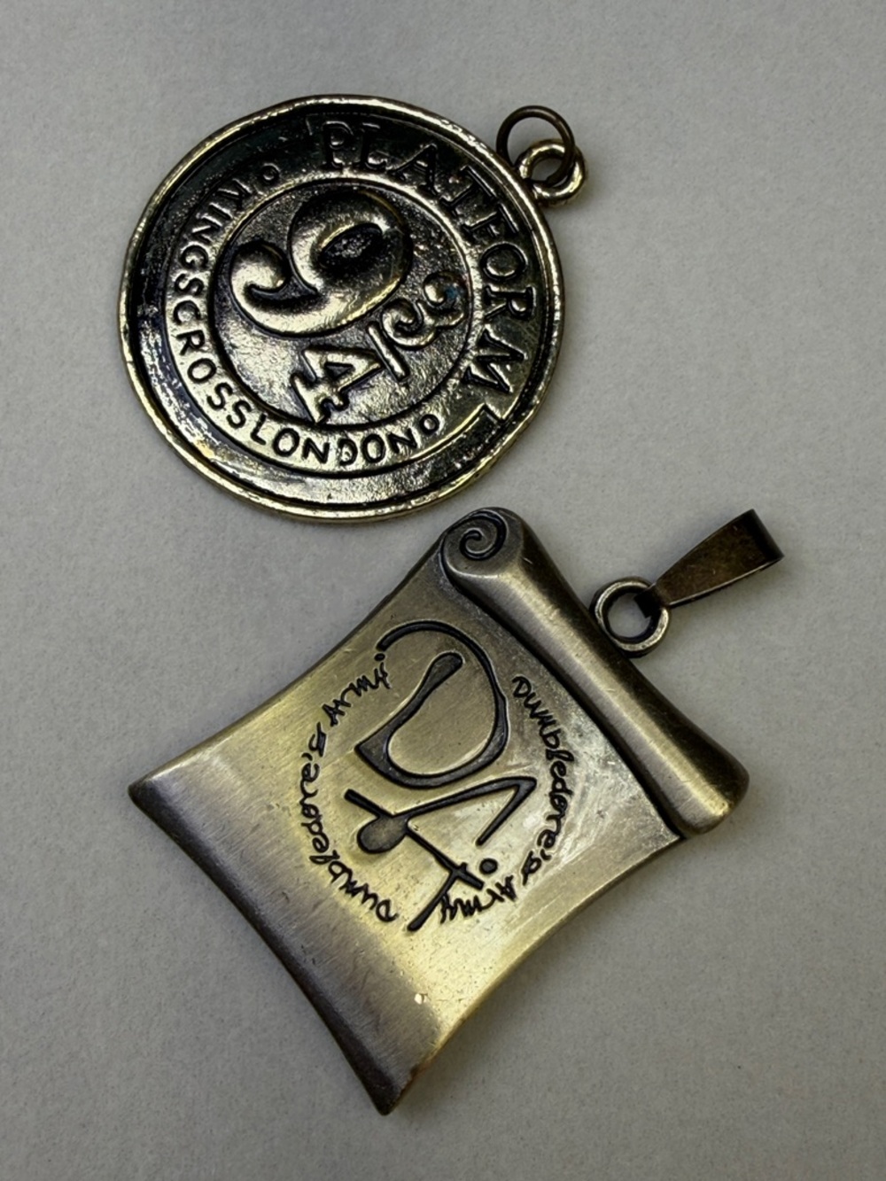 HP Dumbledore's Army
Scroll Pendant, Officially
Licensed & Platform 9 3/4 Charm